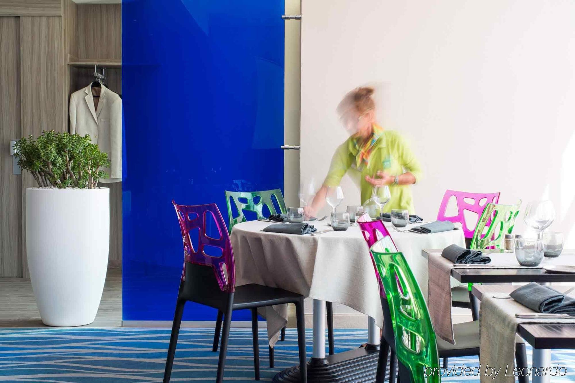 Ibis Styles St Gilles Croix De Vie Centre-Ville Saint-Gilles-Croix-de-Vie Exterior photo
